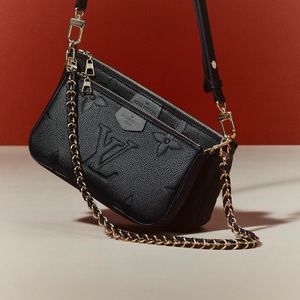 Multi Pochette Monogram Blk Leather